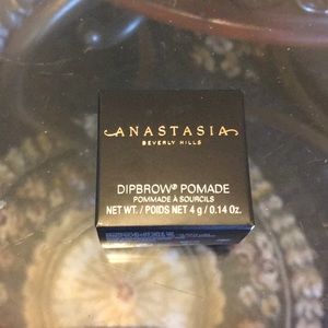 Anastasia dipbrow